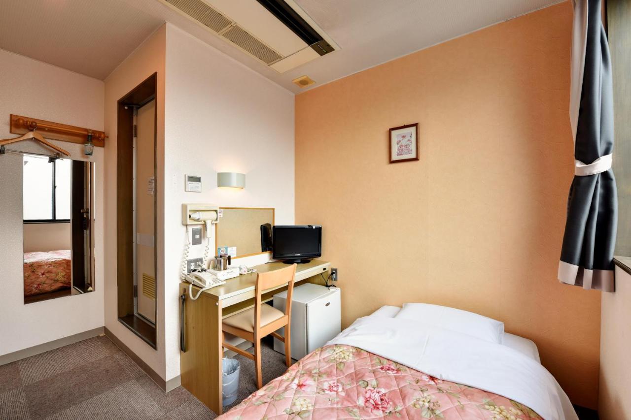 Hotel Hana Такаяма Экстерьер фото